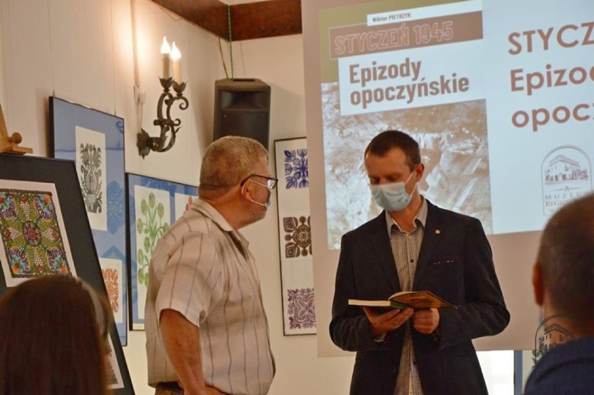 Promocja książki Wiktora Pietrzyka w Muzeum Regionalnym w Opocznie [ZDJĘCIA]