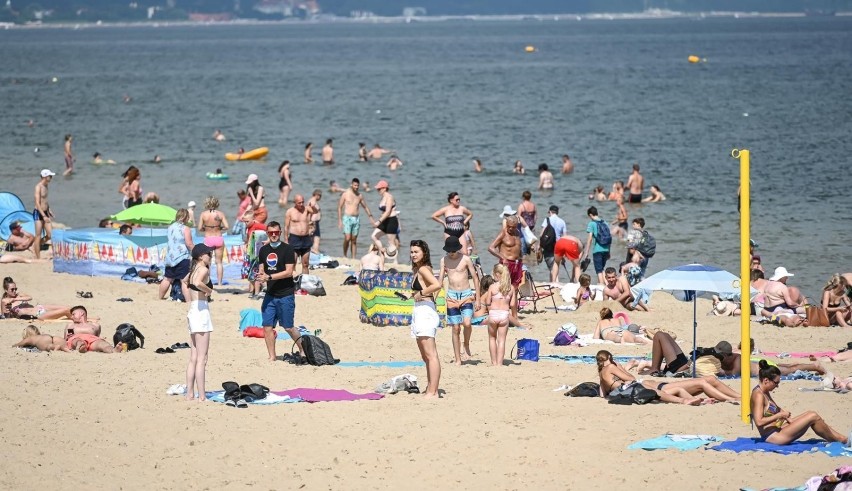 Inauguracja kampanii „Nie śmiecę, wybieram czystą plażę”...