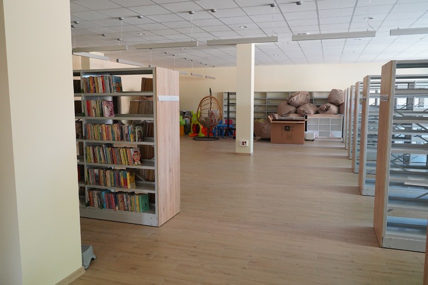 - Nową siedzibą biblioteki będzie kupiona przez gminę...