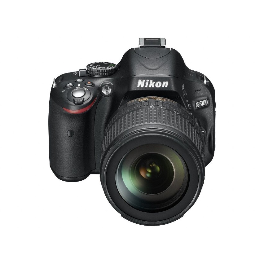 Nikon D5200 z obiektywem AF-S DX 18-55 mm VR