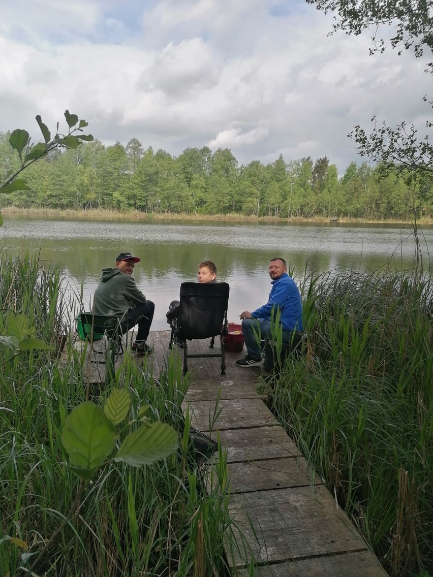 Gmina Skoki. Młodzi wędkarze rywalizowali nad Jeziorem Borowym 