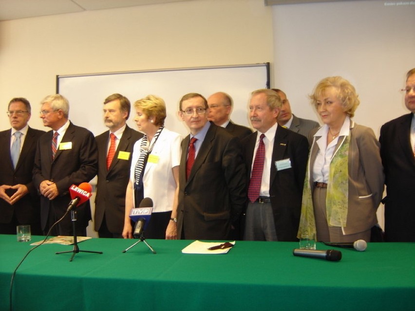 Konferencja prasowa. Od lewej: Dariusz Rosati, Andrzej...