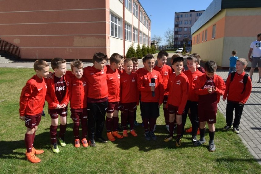 Na boisku orlik przy Szkole Podstawowej nr 6 w Kościerzynie odbył się turniej piłki nożnej Kaszubia CUP 2018 [ZDJĘCIA]