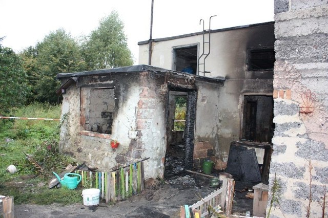 Budynek po pożarze w Chełmie Śląskim przy ulicy Kolberga