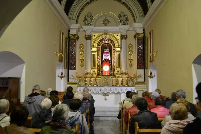 Raszkowianie na szlaku kaplic loretańskich [FOTO] 