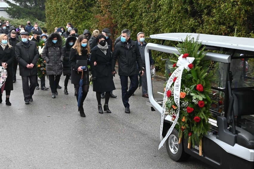 W Kielcach pożegnano Waldemara Lisa, znanego lekarza weterynarii i samorządowca [ZDJĘCIA]