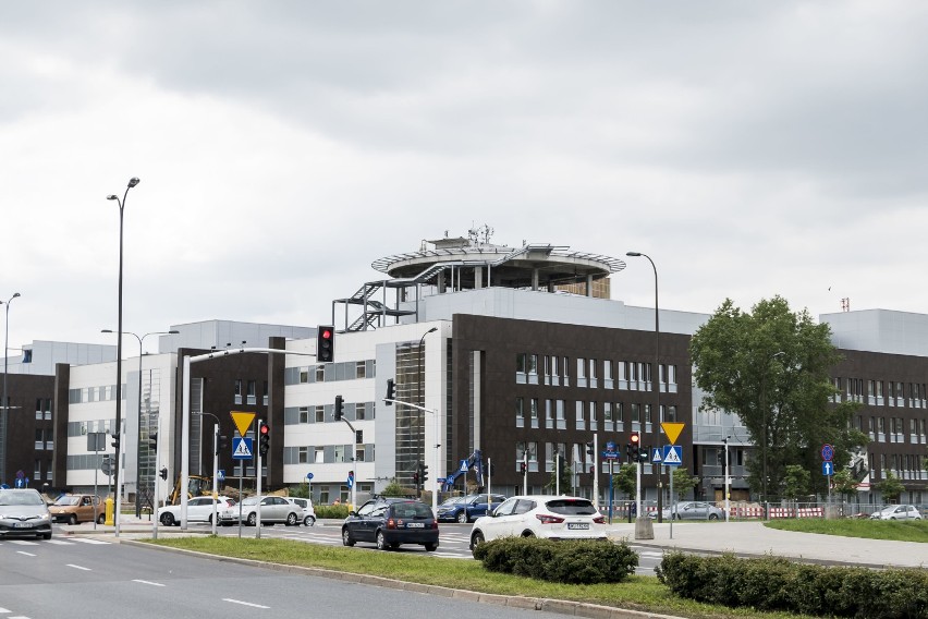 Szpital Południowy, Warszawa. Oddanie inwestycji opóźnione. Pierwsi pacjencji zostaną przyjęci najwcześniej w 2021 roku