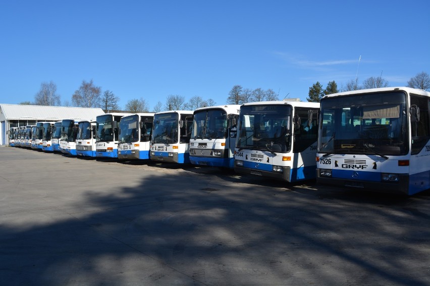 Autobusy Gryfa czasowo wyrejestrowane z racji braku zatrudnienia