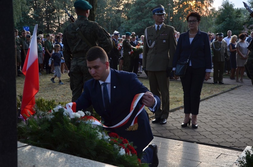 Obchody 77. rocznicy obrony Gór Borowskich w Grocholicach[ZDJĘCIA]