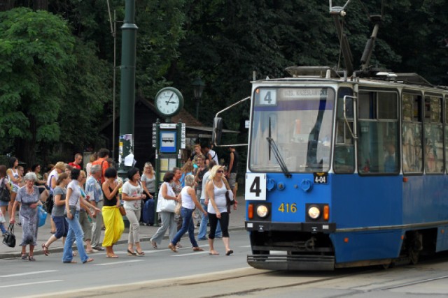 W najbliższy weekend, 5-6 kwietnia wymieniane będą szyny na ...