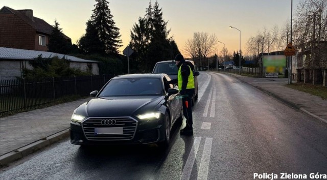 Policjanci zatrzymali trzech pijanych kierowców