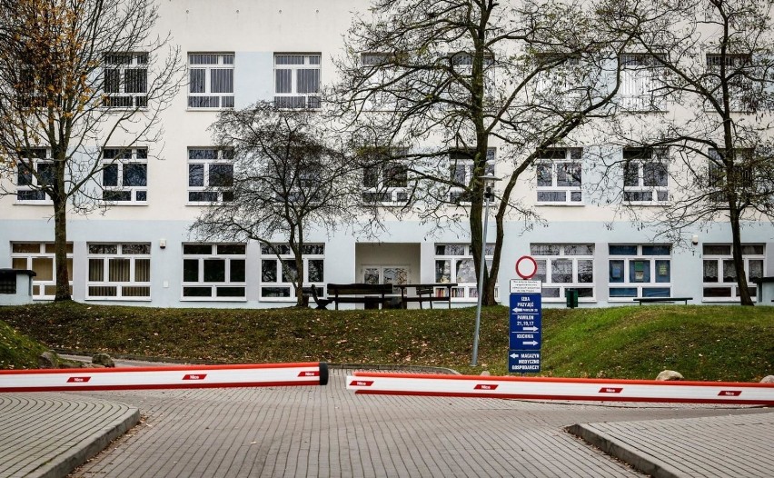 W szpitalu na Srebrzysku w Gdańsku czekają na wyniki testów...