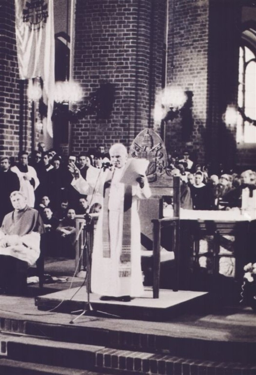 Wielkie wydarzenie dla Szczecina: wizyta Jana Pawła II w naszym mieście w 1987