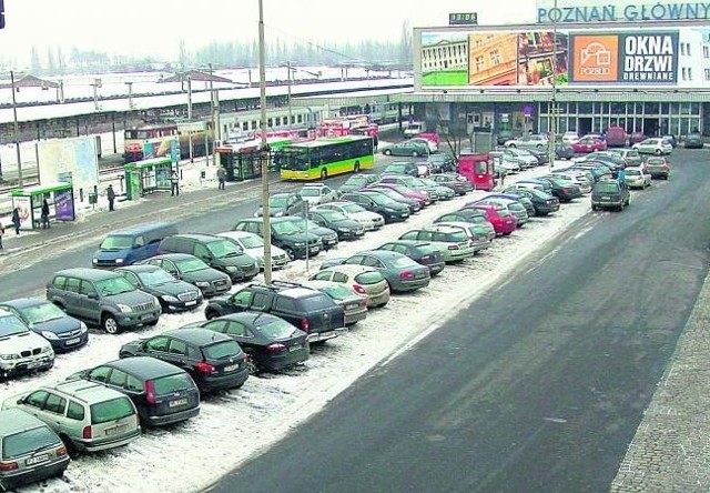 Nowy operator będzie dzierżawił parking przez rok. Jest to związane z planami przebudowy  Dworca Głównego