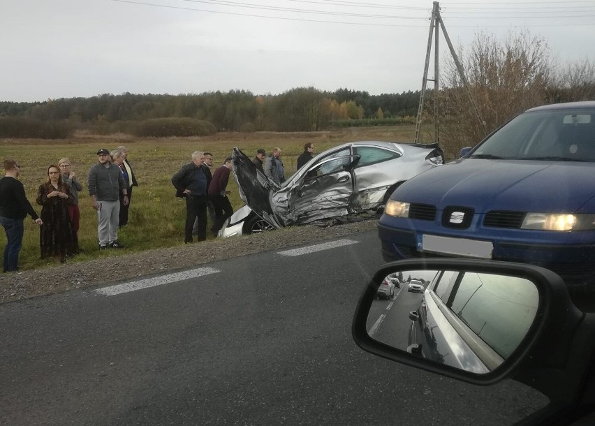 Tragiczny wypadek w Modrzejowicach koło Iłży. Zginęła Lucyna Wiśniewska, dyrektor radomskiego Sanepidu i była posłanka