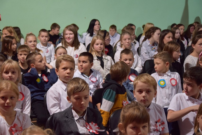Obchody rocznicy odzyskania niepodległości w Szkole Podstawowej nr 1 w Skierniewicach