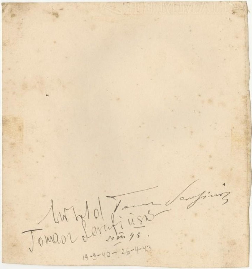 Na rewersie rysunku znajduje się podpis Tomasza...