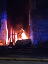 Ogień w bazylice pw. NMP Anielskiej w Dąbrowie Górniczej. Płonęły drzwi. Czy to efekt afer związanych z wikarym? Zobacz zdjęcia