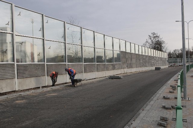 Podobne ekrany staną niedługo w pobliżu zajezdni autobusowej na ulicy Kaczej