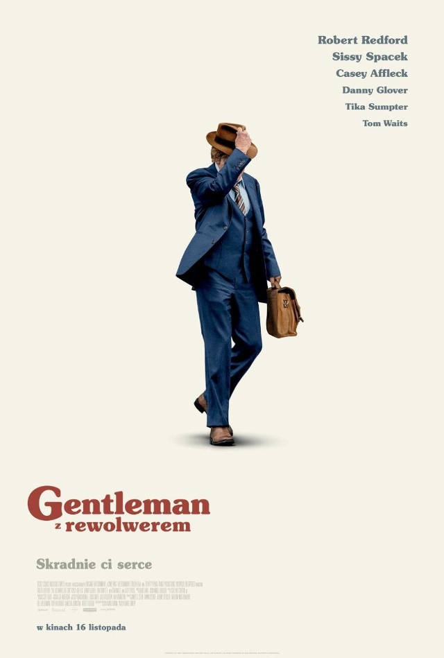 KINO NOTEĆ
GENTELMAN Z REWOLWEREM
23.11.2018 r. godz. 17:00
24.11.2018 r. godz. 18:45
25.11.2018 r. godz. 20:30
27.11.2018 r. godz. 18:45
28.11.2018 r. godz. 20:30
29.11.2018 r. godz. 17:00
To wydarzyło się mniej więcej naprawdę. Forrest Tucker wiódł bardzo uporządkowane życie. W równie bezczelny, co sympatyczny sposób rabował banki, a kiedy czasem powinęła mu się noga i trafiał za kratki, uciekał z więzienia tylko po to, by dokonywać kolejnych napadów. Dopiero gdy spotkał na swej drodze wyjątkową kobietę, znalazł powód, by się ustatkować i schować swój rewolwer gdzieś na dno szuflady. Jednak mając siedemdziesiątkę na karku trudno jest zrezygnować ze starych przyzwyczajeń. Kiedy nadarzy się okazja, by zrobić ostatni skok, Tucker będzie musiał odłożyć planowanie emerytury na później.