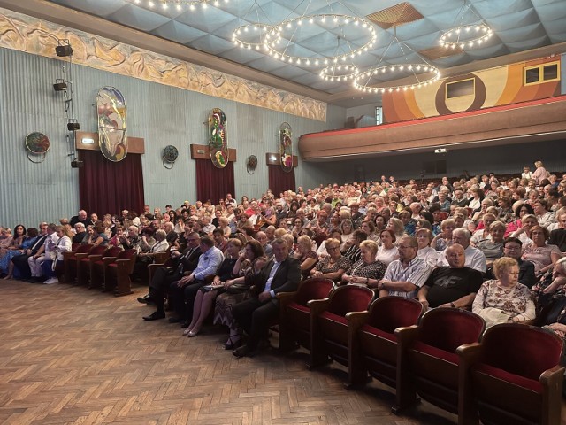 Pierwszy Ogólnopolski Festiwal Piosenki imienia Jerzego Połomskiego w Radomiu cieszył się dużym zainteresowaniem.