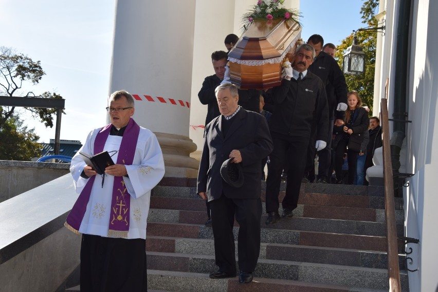 Pogrzeb radnego Suwałk i działacza Solidarności. Wiceminister Zieliński: Zawsze był blisko ludzi [Zdjęcia]