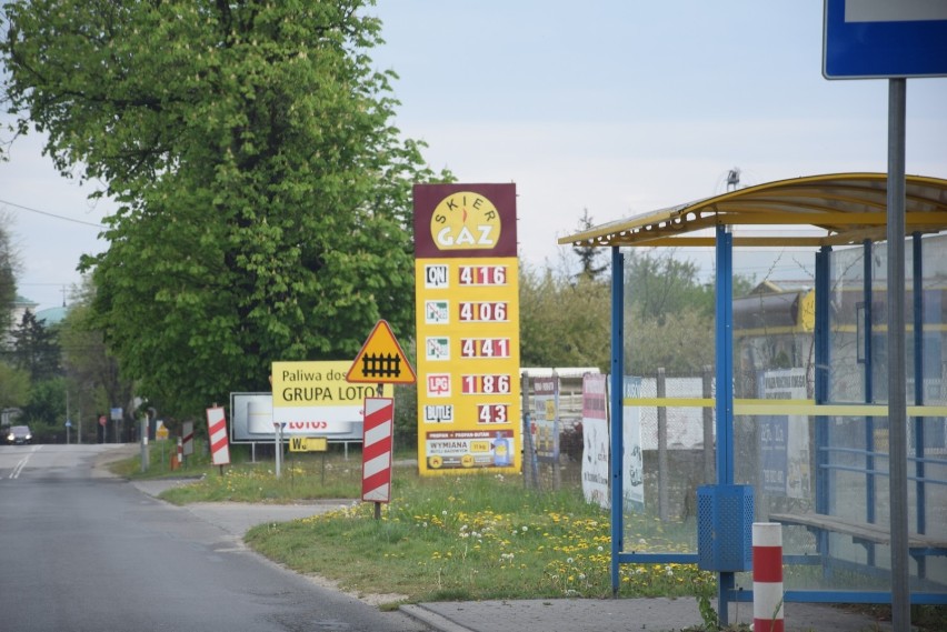 Ceny paliw w Skierniewicach zaczęły spadać poniżej 4 złotych za litr [ZDJĘCIA]