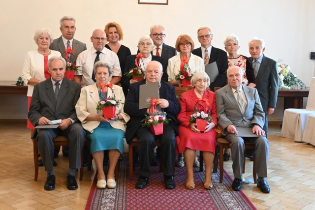 Kolejne pary świętowały małżeńskie jubileusze w Tarnowskich Górach. Zobacz ZDJĘCIA >>>