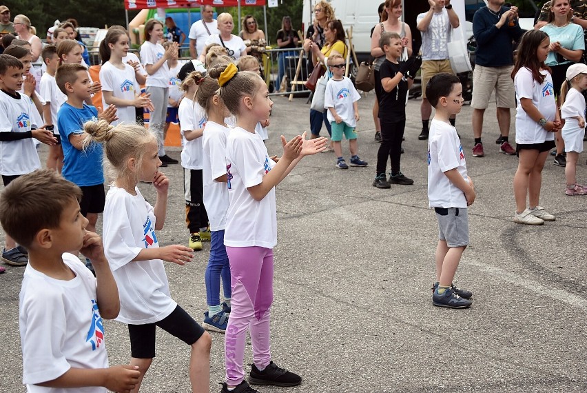 W przeszkodowym Biegu Miki Run „Poligon Piła 2022” wystartowały także dzieci. Zobaczcie zdjęcia