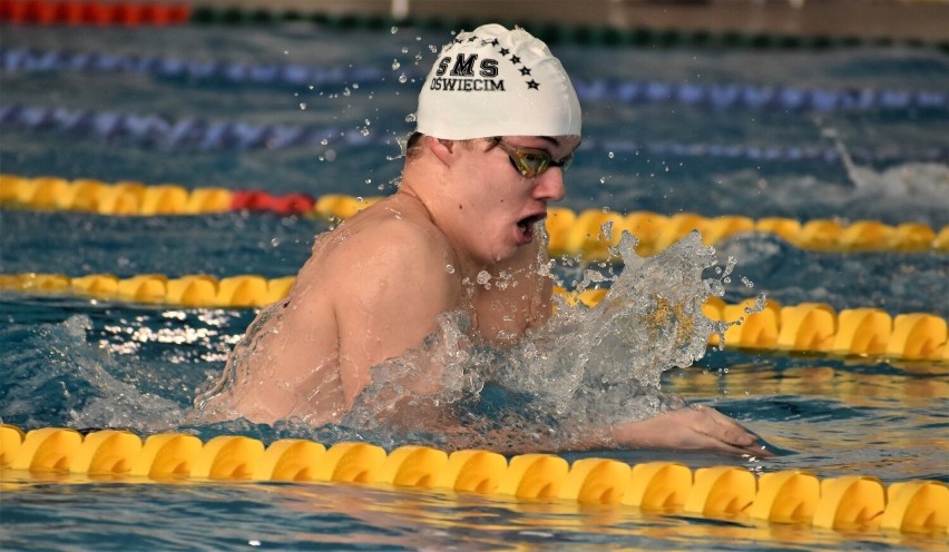 Bartosz Loter, pływak Unii Oświęcim nie zdobył medalu w mistrzostwach Europy juniorów w Belgradzie