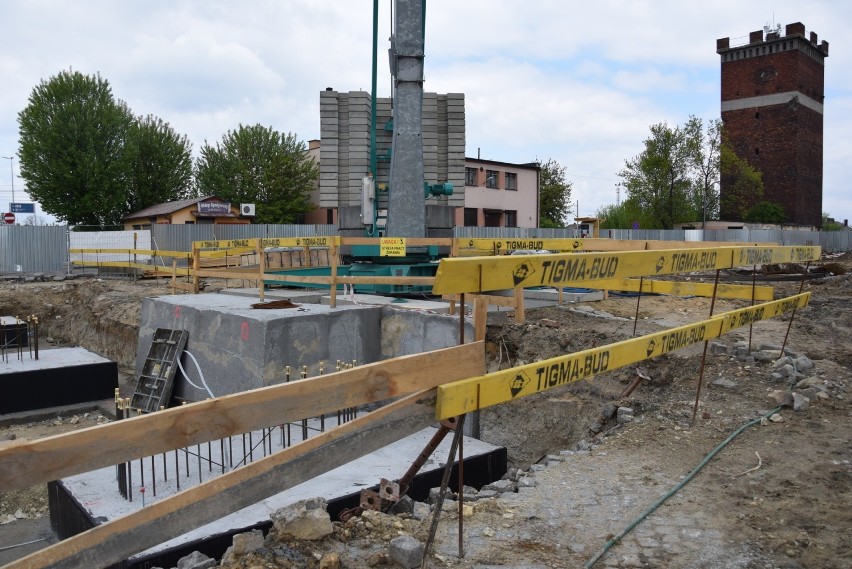 Plac budowy Centrum Odprawy Pasażerów w Jędrzejowie.