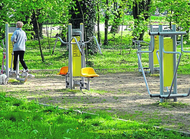 Z siłowni zewnętrznych bardzo chętnie korzystają już między innymi mieszkańcy gminy Rakoniewice