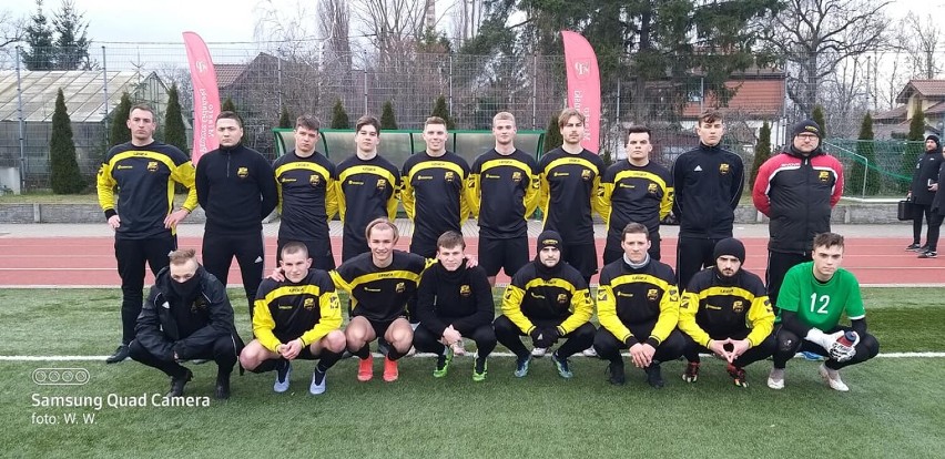 Czarni Pruszcz Gdański powracają na boiska IV ligi. Piłkarze okażą wsparcie dla Ukrainy