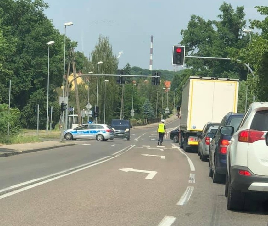 Uszkodzony gazociąg w Przęsocinie. Droga ze Szczecina do Polic jest zablokowana