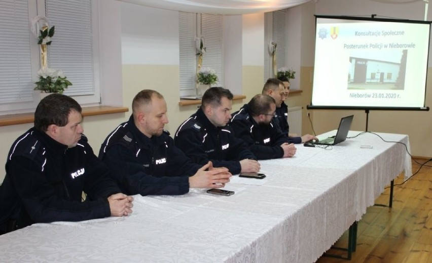 Debata społeczna na temat funkcjonowania posterunku policji w Nieborowie [ZDJĘCIA]