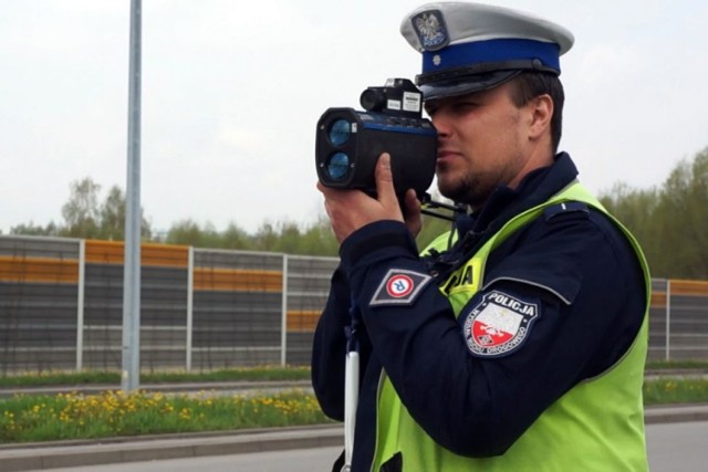 Zwolnij, jedź zgodnie z przepisami - apelują policjanci