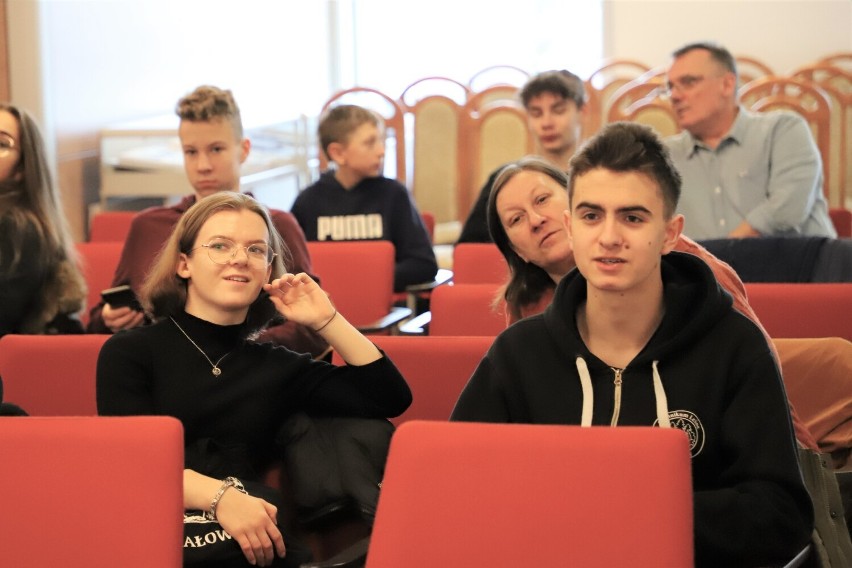 Uczniowie z Hajnówki i Białowieży wzięli udział w spotkaniu...