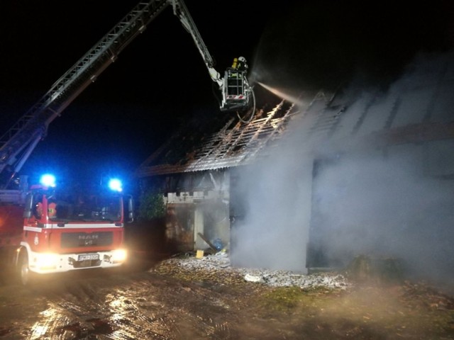 Pożar budynku gospodarczego w Mnichach