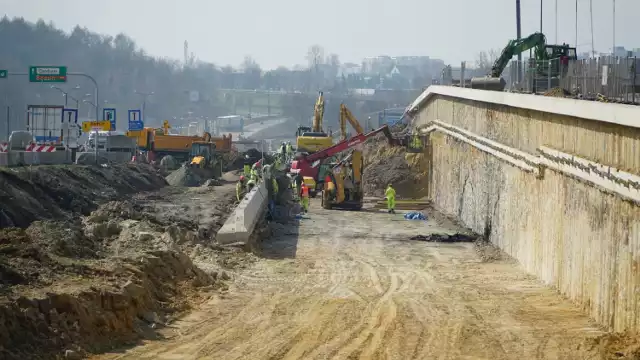 Przebudowa DK 94 w Sosnowcu. Marzec 2020.


Zobacz kolejne zdjęcia. Przesuwaj zdjęcia w prawo - naciśnij strzałkę lub przycisk NASTĘPNE