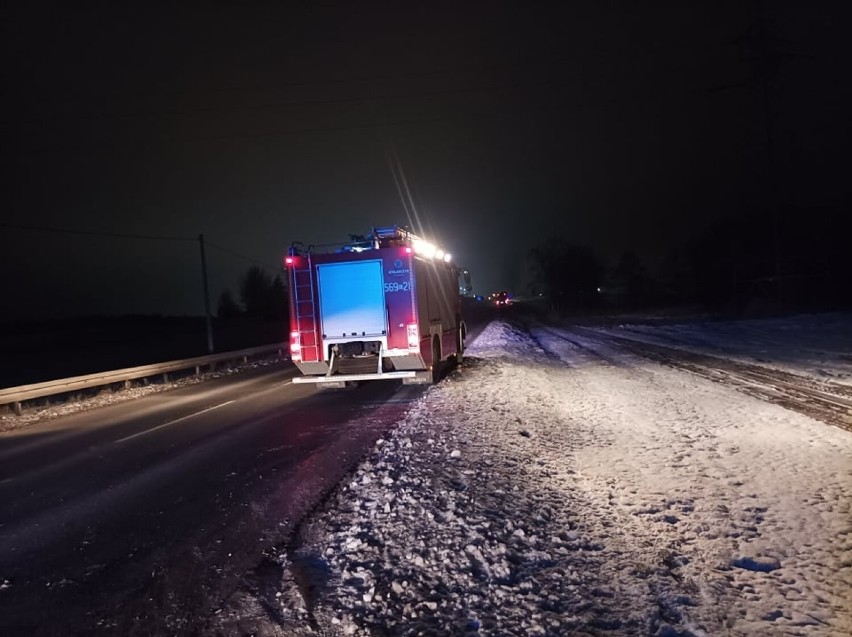 Zalesie Barcińskie, pożar sadzy w przewodzie kominowym. Siły...