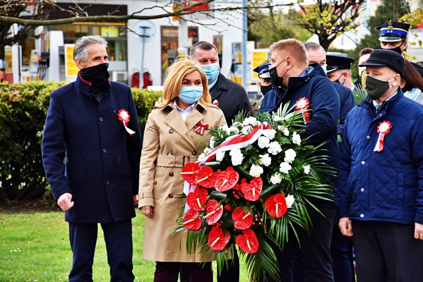 3 maja Święto Konstytucji. Uroczystości pod pomnikiem Kombatantów Rzeczypospolitej w Oleśnicy