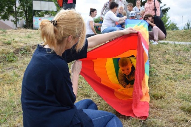 Do 25 marca br. w Poradni Psychologiczno - Pedagogicznej zawieszone zajęcia z dziećmi, jednak poradnia pracuje i wszystkie bieżące sprawy są załatwiane.