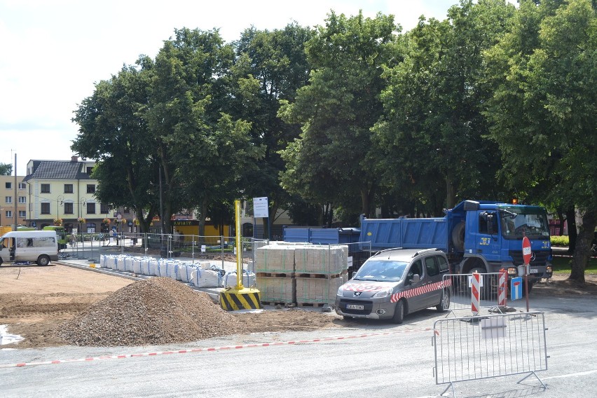 Lębork. Remont plac Pokoju. Nowe zdjęcia