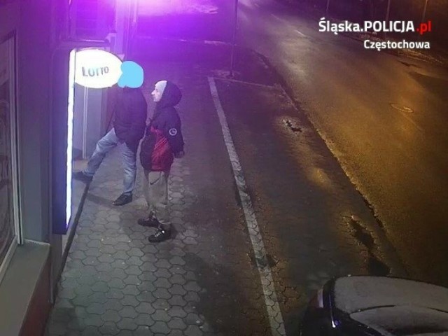 Policja poszukuje mężczyzny z Częstochowy. Zniszczył tam elewację budynku
