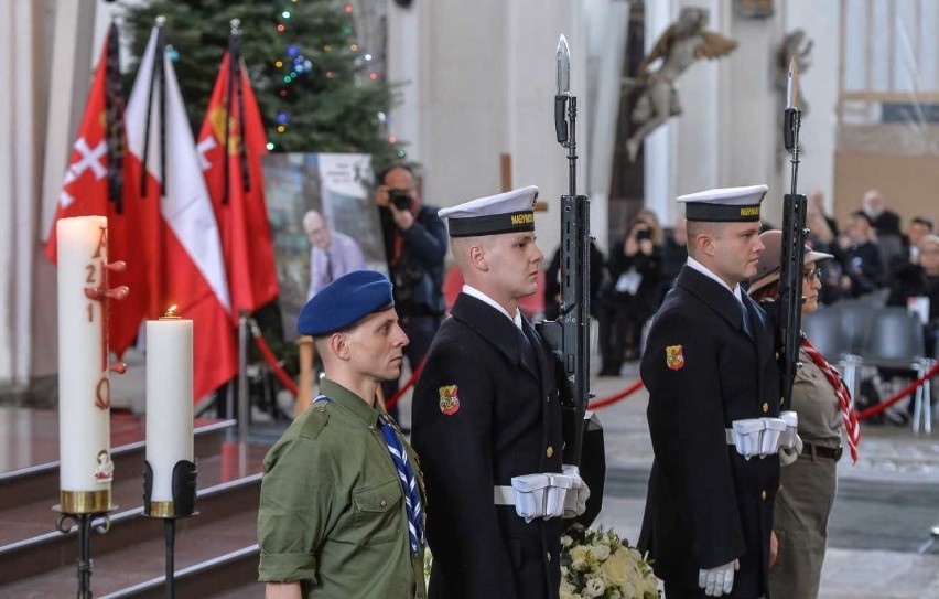 Pogrzeb prezydenta Gdańska Pawła Adamowicza w Bazylice...