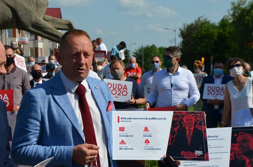 Kampania prezydenta Andrzeja Dudy w Opocznie. Konferencja posła Telusa przy Pegazie [ZDJĘCIA]