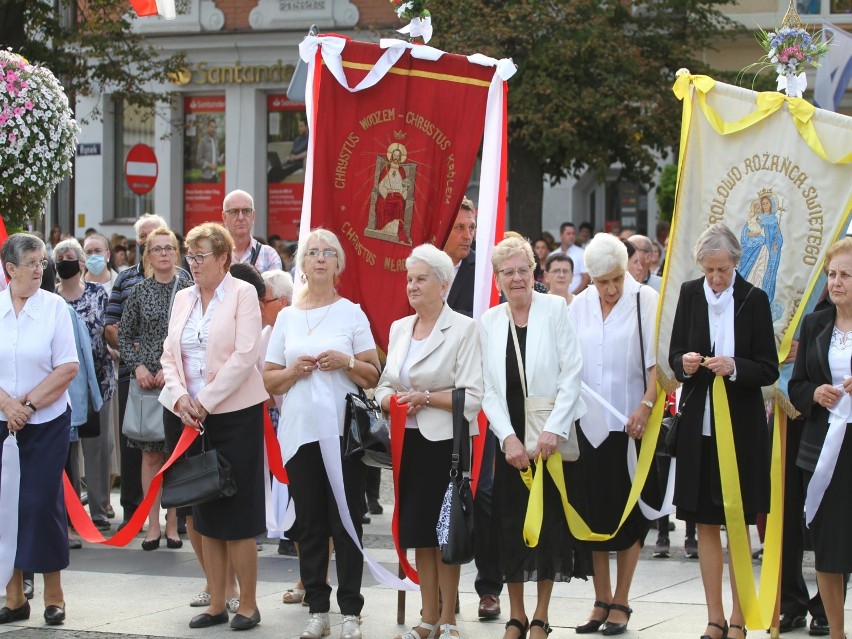 Nawiedzenie Matki Bożej w kopii obrazu Jasnogórskiego w parafii farnej w Wolsztynie