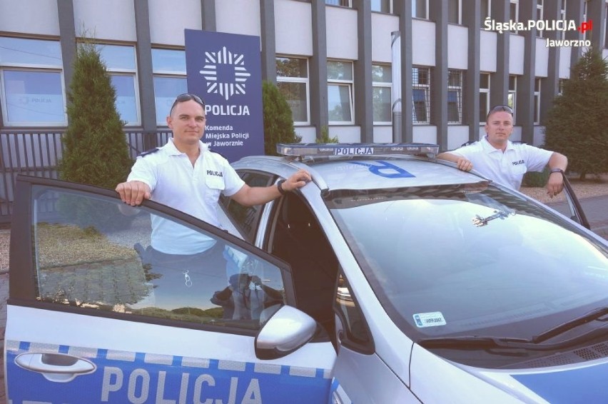 Jaworzno: policjanci uratowali dwie osoby na Sosinie ZDJĘCIA