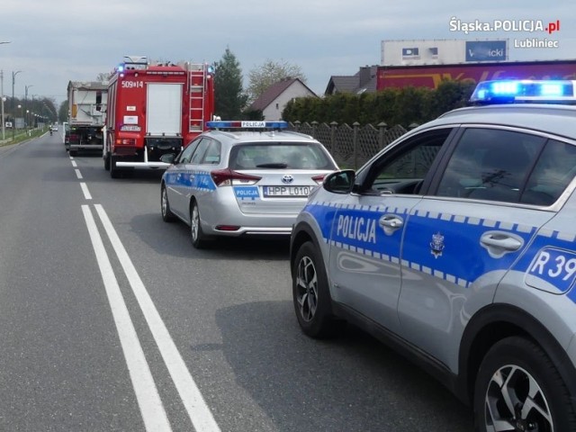 Wypadek na ulicy Częstochowskiej w Kochanowicach. Jedna osoba trafiła do szpitala