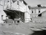 Podwórka kamienic w Rzeszowie, których już nie ma. Zobacz archiwalne zdjęcia z lat 90. XX wieku [FOTO]